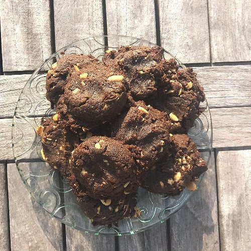 KETO CHOCOLATE PEANUT BUTTER COOKIES